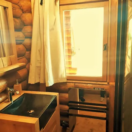 Grand Tipis Confortable Et En Rondin Du Grand Peuch Lascaux En Périgord Casa di campagna