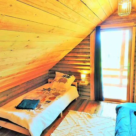 Grand Tipis Confortable Et En Rondin Du Grand Peuch Lascaux En Périgord * Les Farges (Sarlat-la-Caneda)